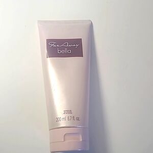 Far Away Bella Shower Gel